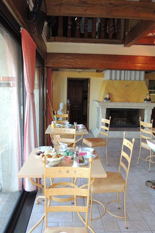 Le Manoir De Goliath Lägenhet Toutainville Exteriör bild